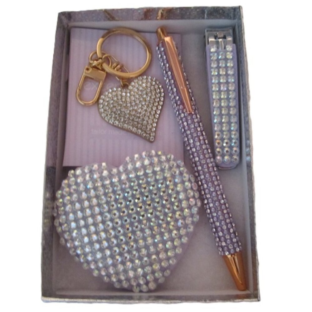 Purse Set Lavender Crystal Mirror, Pen, Keychain, Clipper, Exceptional Scent NEW